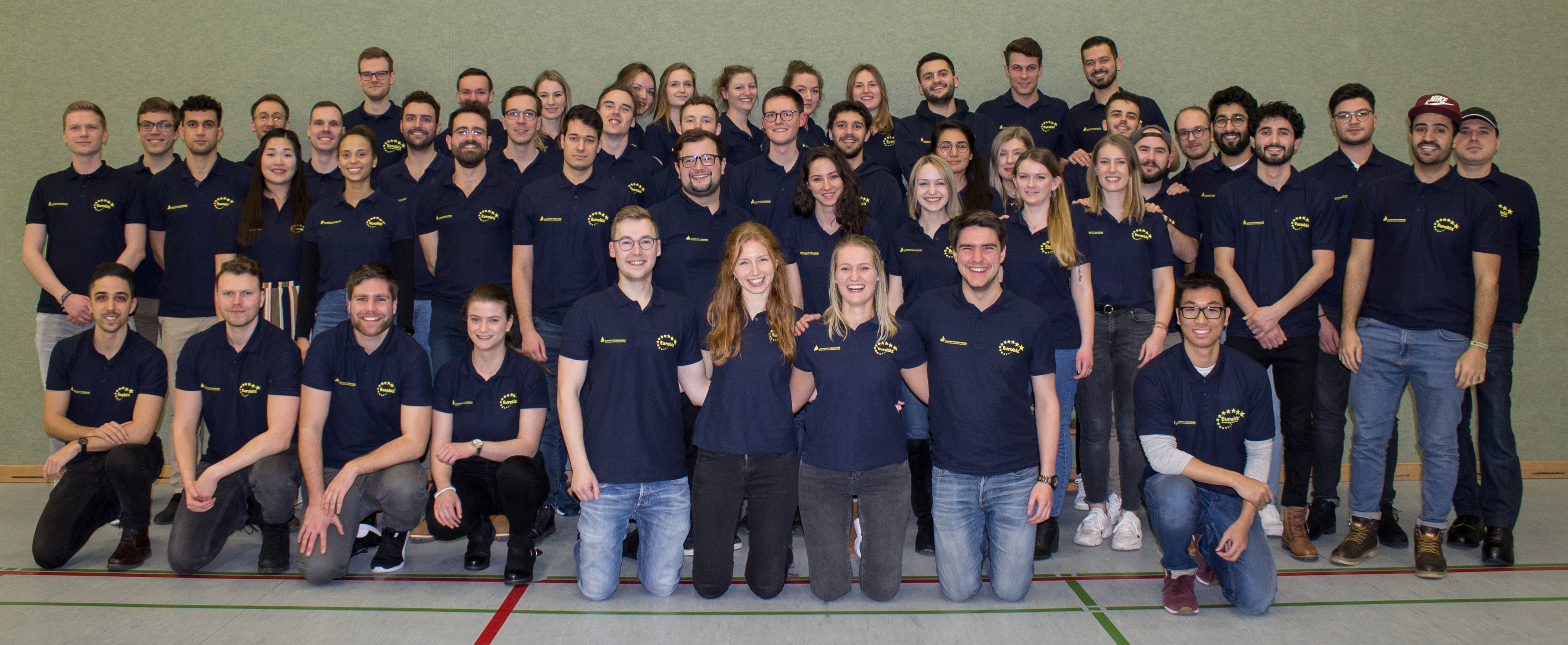 Die Mitglieder der universitären Initiative Eurobiz. Sie setzen sich für die Austauschstudierenden der Universität ein. Foto: Eurobiz